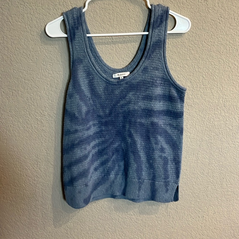 Blue tie dye knitted madewell top. Size medium